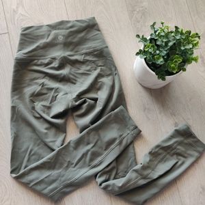 LULULEMON SAGE GREEN WUNDER UNDER LEGGINGS